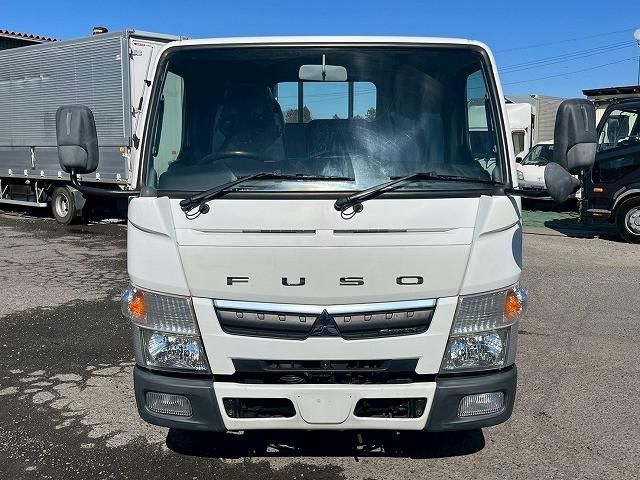 MITSUBISHI CANTER 2018 Image 31