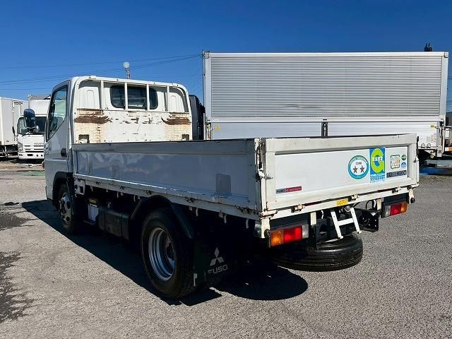 MITSUBISHI CANTER 2018 Image 31