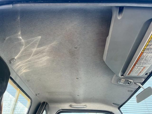 MITSUBISHI CANTER 2018 Image 31