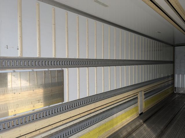 MITSUBISHI FUSOU SUPER GREAT 2020 Image 31