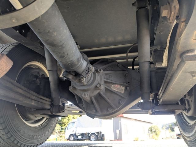 ISUZU ELF 2019 Image 31