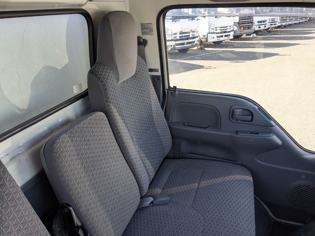 ISUZU ELF 2019 Image 31