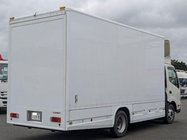 HINO DUTRO 2018 Image 31