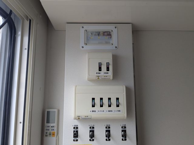 HINO DUTRO 2018 Image 31