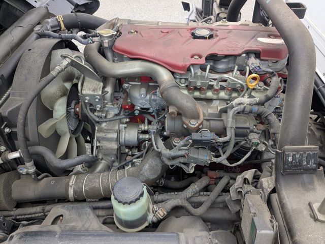 HINO DUTRO 2018 Image 31