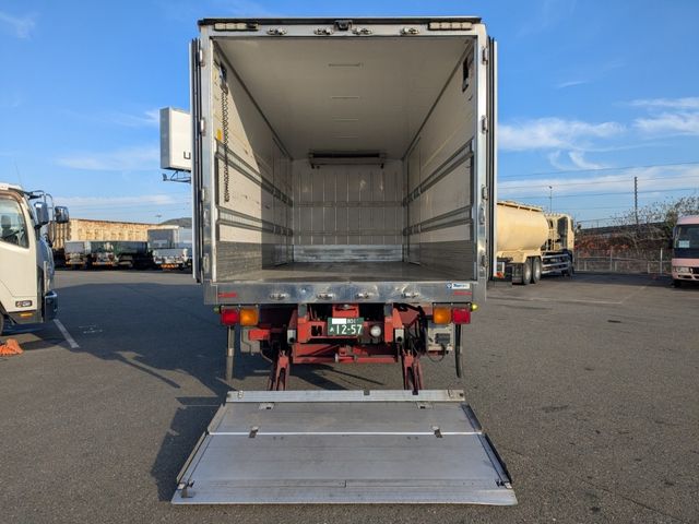 ISUZU FORWARD 2017 Image 31