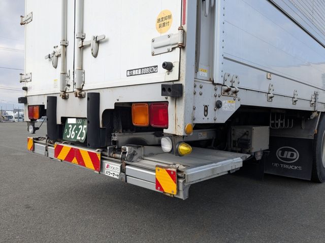 NISSAN DIESEL QUON 2017 Image 31