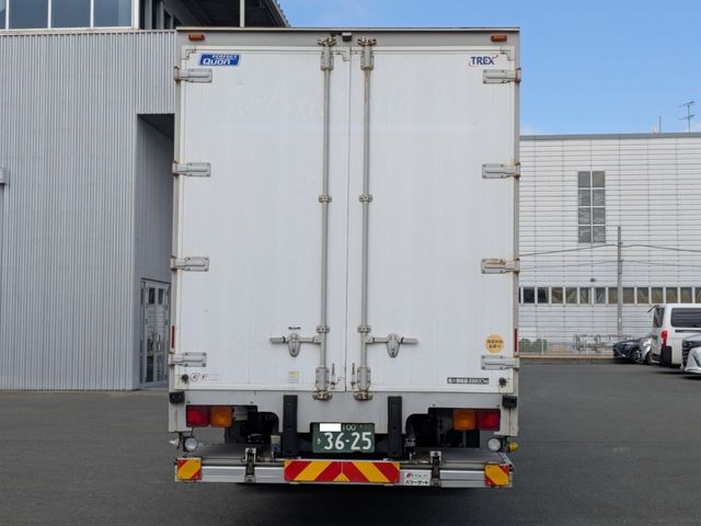 NISSAN DIESEL QUON 2017 Image 31