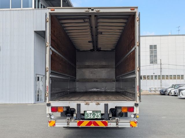 NISSAN DIESEL QUON 2017 Image 31