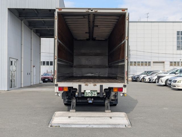 NISSAN DIESEL QUON 2017 Image 31