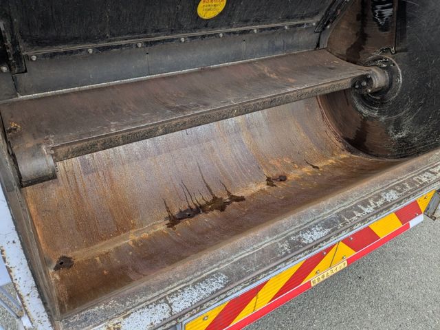 HINO DUTRO 2017 Image 31