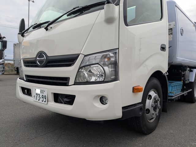 HINO DUTRO 2017 Image 31