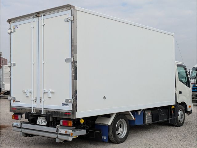 HINO DUTRO 2023 Image 31