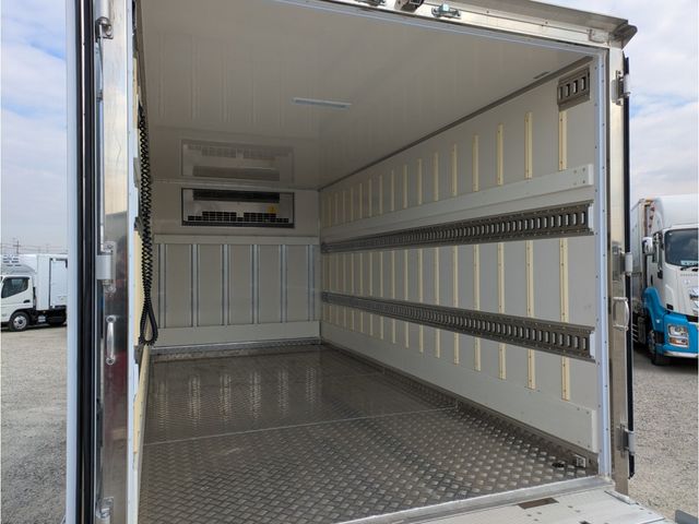 HINO DUTRO 2023 Image 31