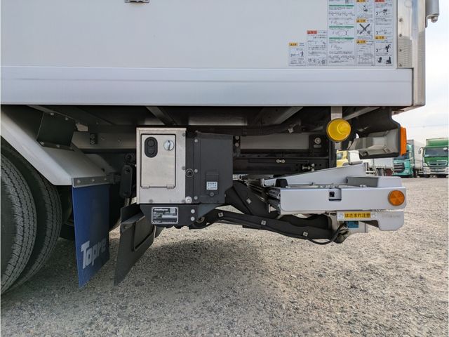 HINO DUTRO 2023 Image 31