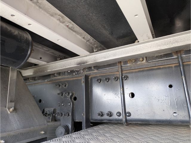 NISSAN DIESEL QUON 2020 Image 31