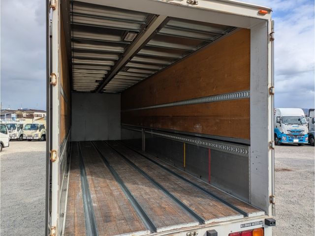 MITSUBISHI FUSOU SUPER GREAT 2017 Image 31