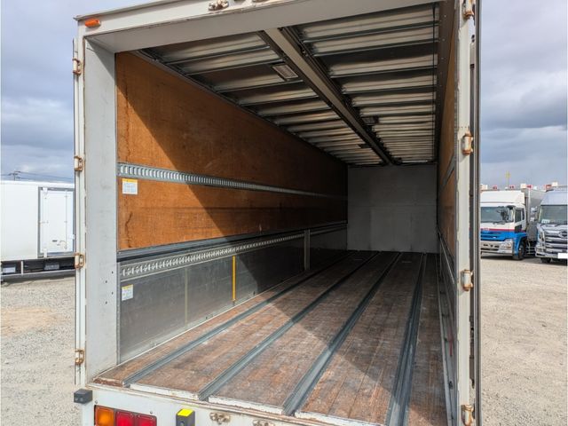 MITSUBISHI FUSOU SUPER GREAT 2017 Image 31