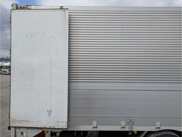 MITSUBISHI FUSOU SUPER GREAT 2017 Image 31