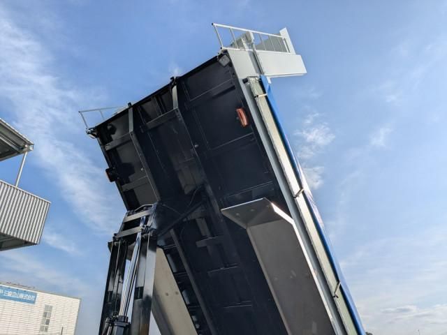 MITSUBISHI FUSOU SUPER GREAT 2025 Image 31