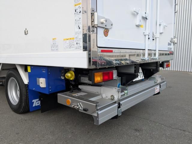 MITSUBISHI CANTER 2025 Image 31