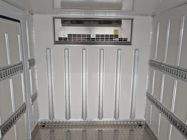 MITSUBISHI CANTER 2025 Image 31