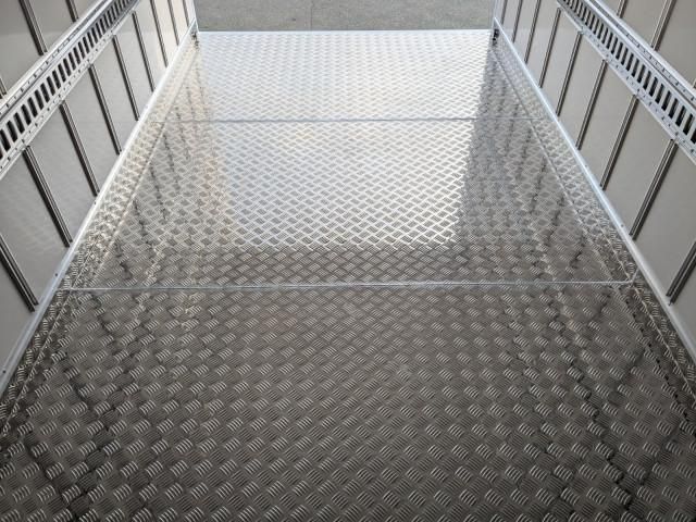 MITSUBISHI CANTER 2025 Image 31