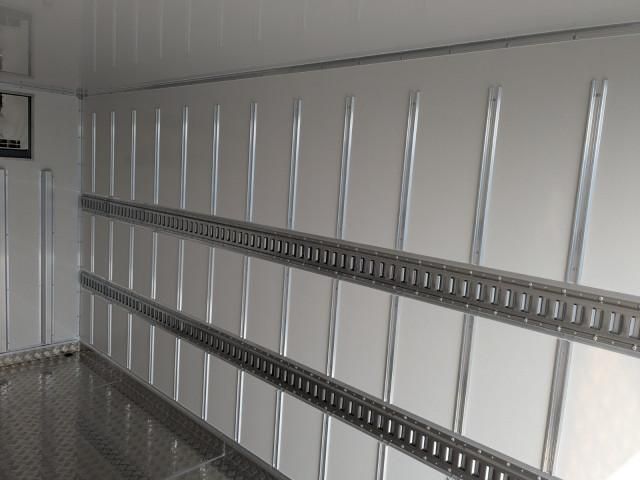 MITSUBISHI CANTER 2025 Image 31