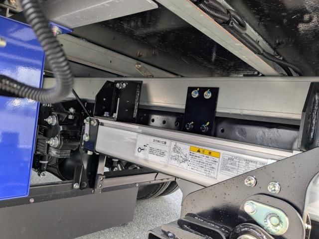 MITSUBISHI CANTER 2025 Image 31