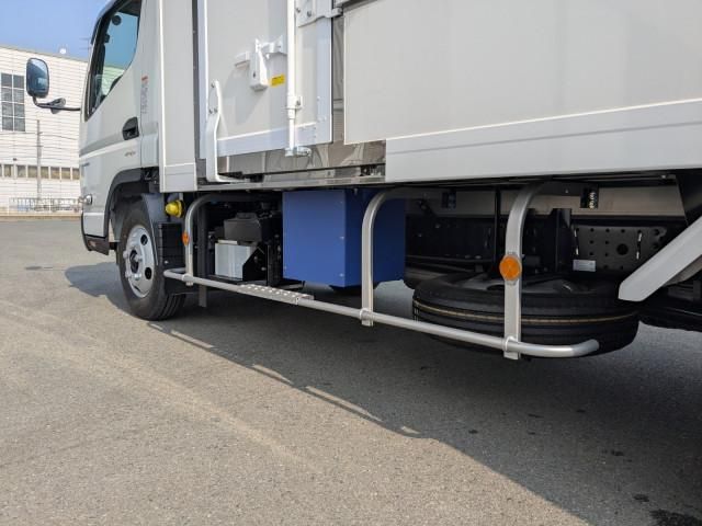 MITSUBISHI CANTER 2025 Image 31