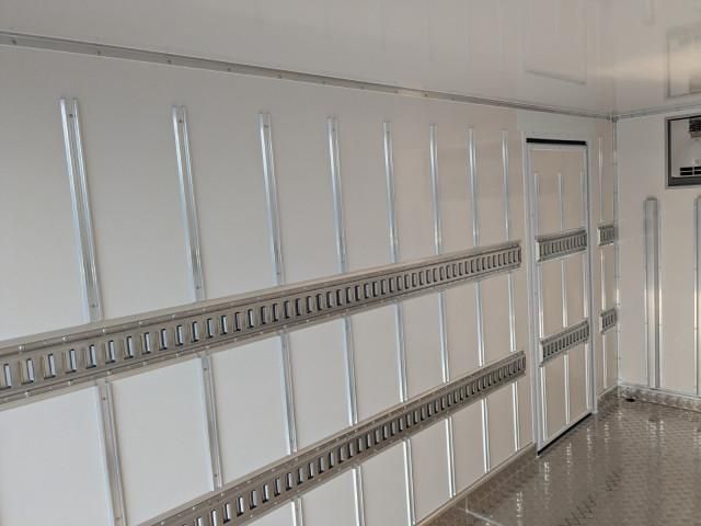 MITSUBISHI CANTER 2025 Image 31