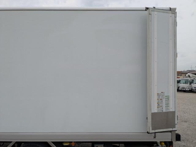 ISUZU FORWARD 2018 Image 31