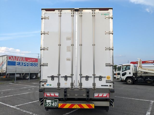 MITSUBISHI FUSOU SUPER GREAT 2018 Image 31