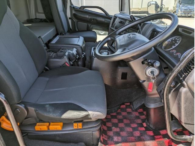 HINO PROFIA 2018 Image 31