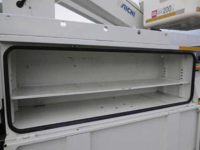 MITSUBISHI FUSOU FIGHTER 2024 Image 31