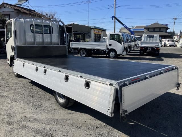 ISUZU ELF 2017 Image 31