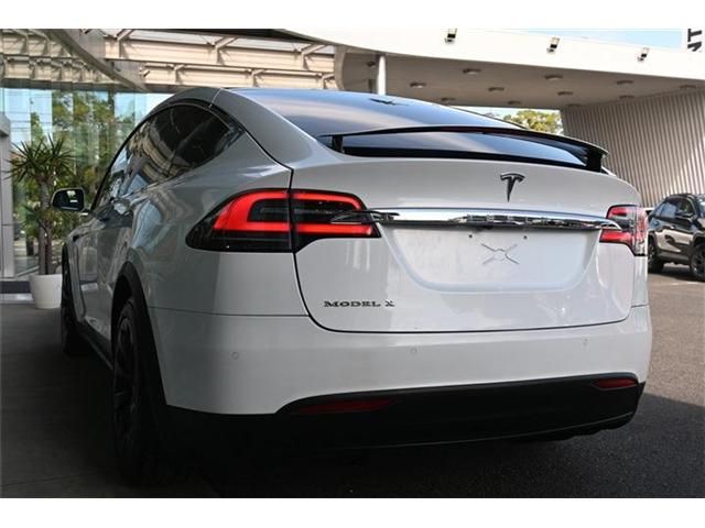 TESLA MODEL X 2018 Image 31
