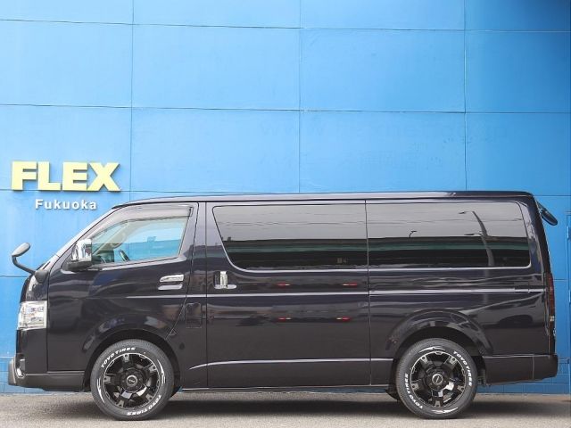 TOYOTA HIACE VAN 2WD 2022 Image 31