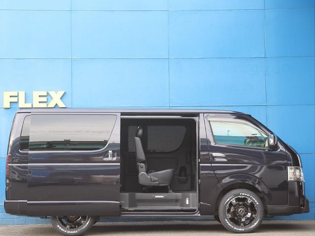 TOYOTA HIACE VAN 2WD 2022 Image 31