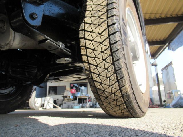 SUZUKI JIMNY VAN 4WD 1992 Image 31