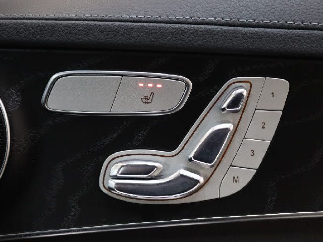 MERCEDES BENZ C CLAS 2016 Image 31