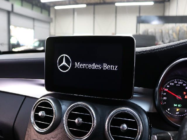 MERCEDES BENZ C CLAS 2016 Image 31