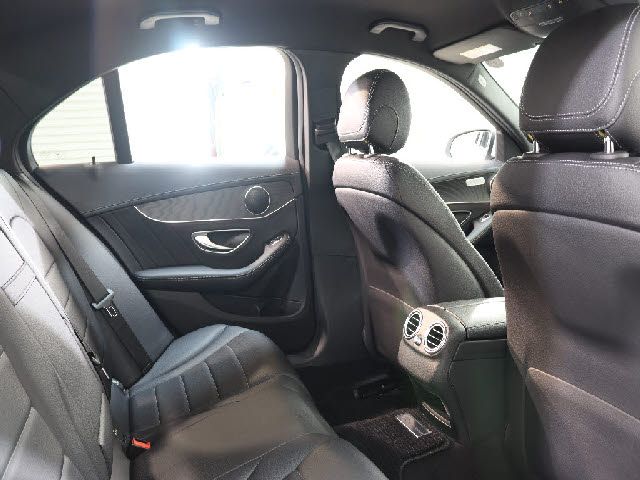 MERCEDES BENZ C CLAS 2016 Image 31