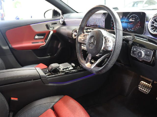 MERCEDES BENZ A CLAS 2019 Image 31