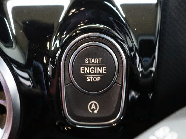 MERCEDES BENZ A CLAS 2019 Image 31