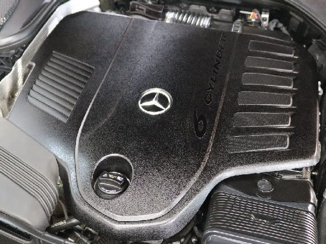 MERCEDES BENZ CLS CL 2019 Image 31