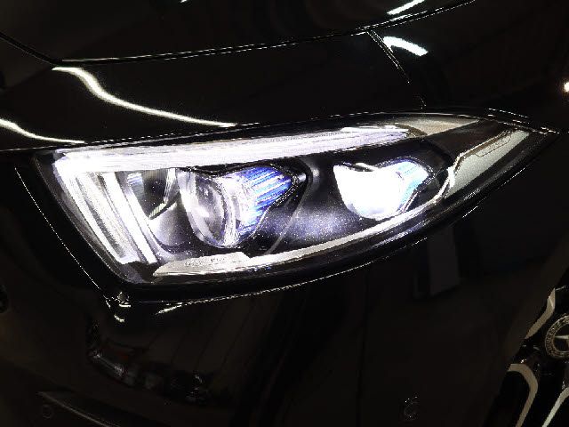 MERCEDES BENZ CLS CL 2019 Image 31