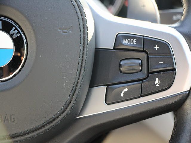 BMW 5SERIES SEDAN 2018 Image 31