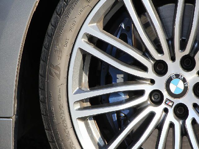 BMW 5SERIES SEDAN 2018 Image 31