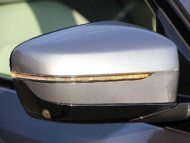 BMW 5SERIES SEDAN 2018 Image 31